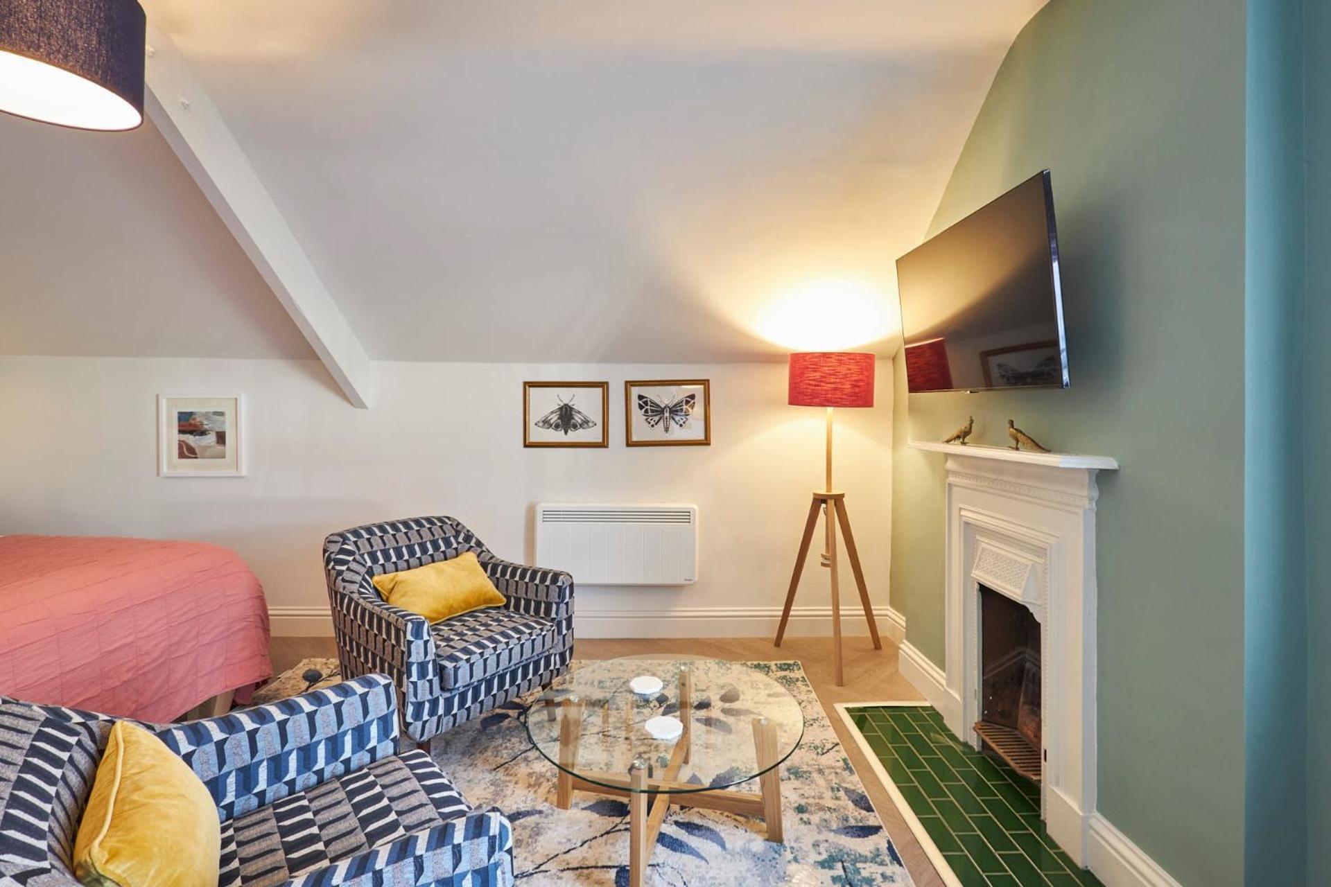 Arlington House Hotel - Self Check-In Suites Вулер Экстерьер фото