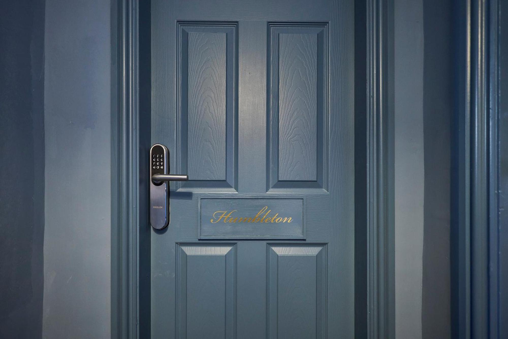 Arlington House Hotel - Self Check-In Suites Вулер Номер фото