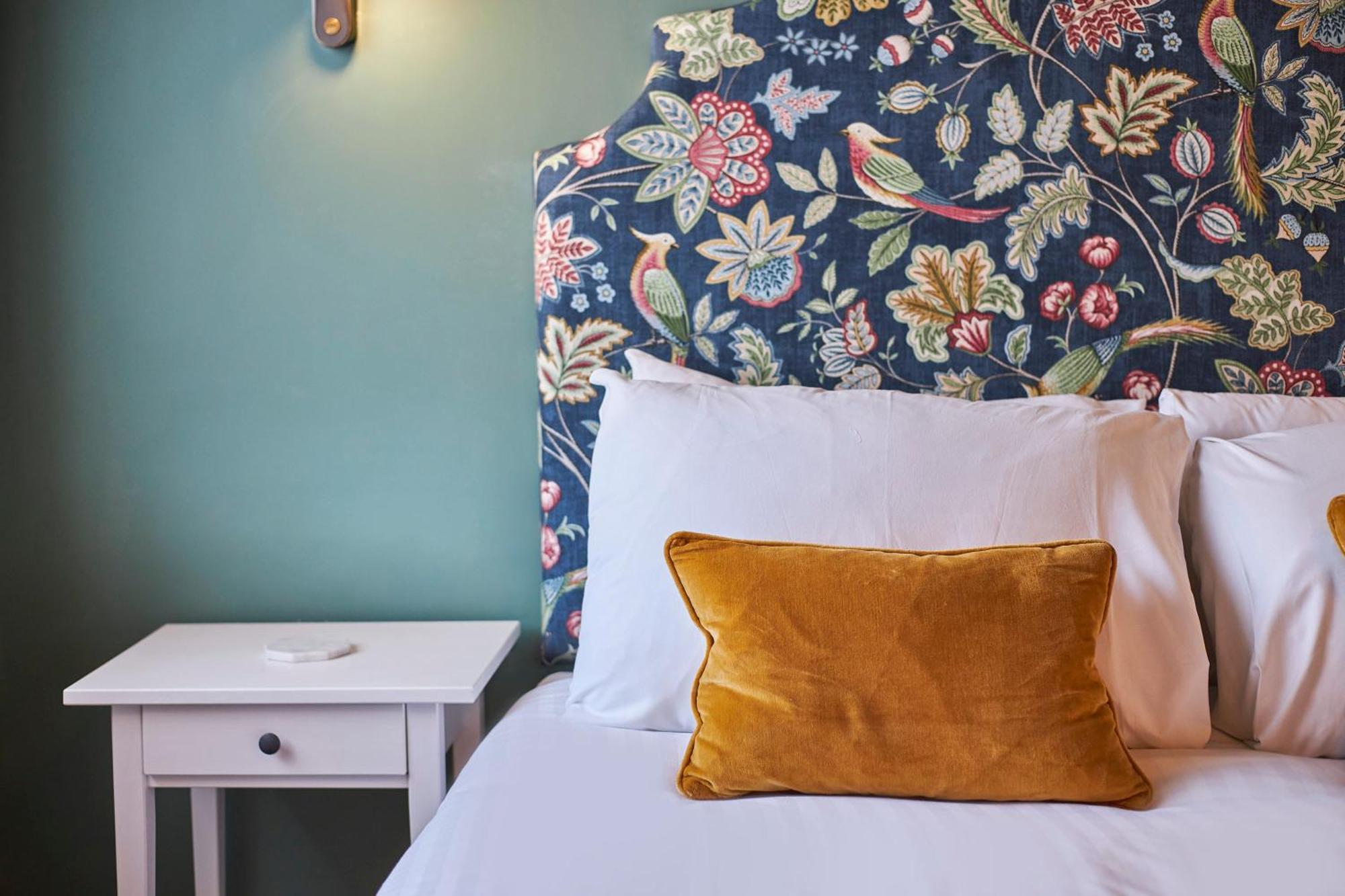 Arlington House Hotel - Self Check-In Suites Вулер Экстерьер фото