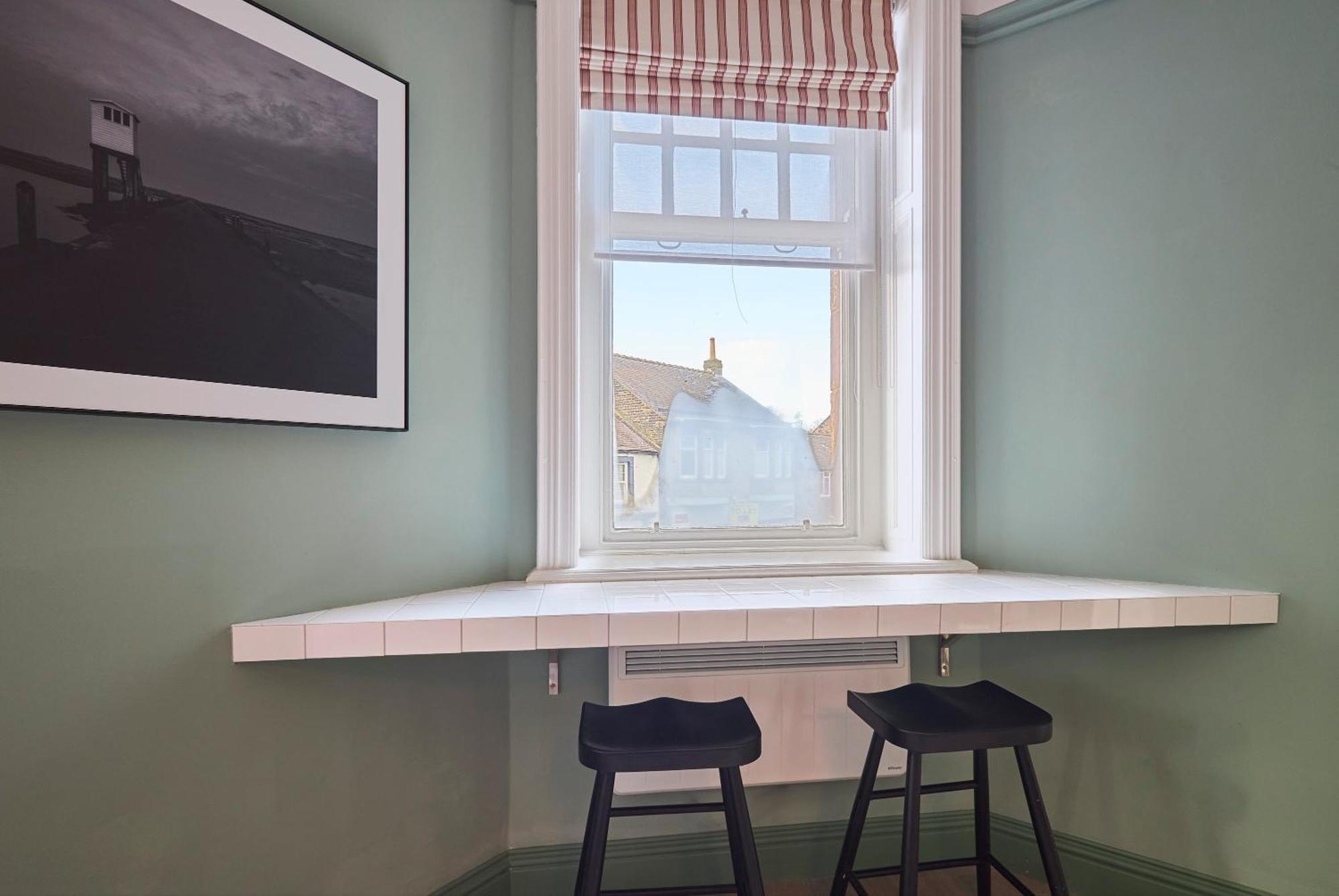 Arlington House Hotel - Self Check-In Suites Вулер Экстерьер фото